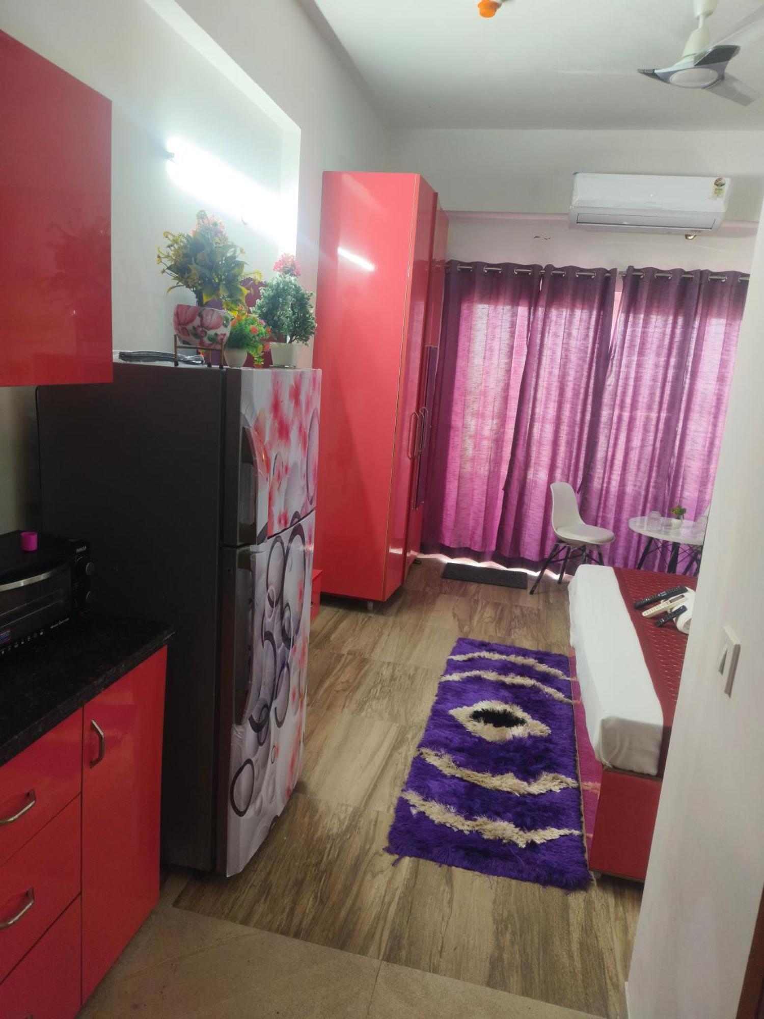Studio Apartment By La Valentino Near Expo Mart 大诺伊达 外观 照片